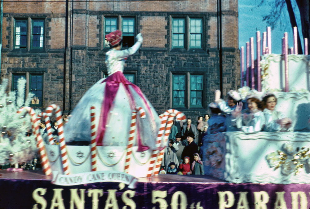 1955 Santa Claus Parade - late November - Toronto, Ontario - Canada. View full size.