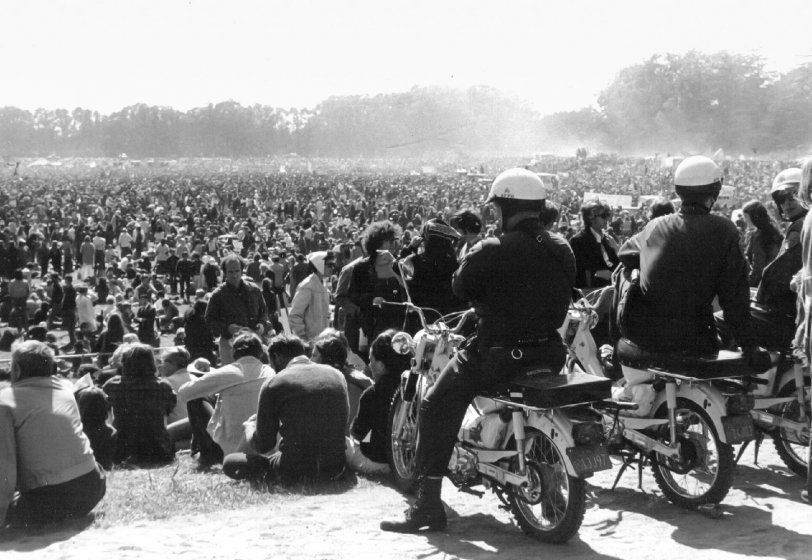 Taken at Golden Gate Park some time in the early 1970s. Notice the peace officers. View full size.
