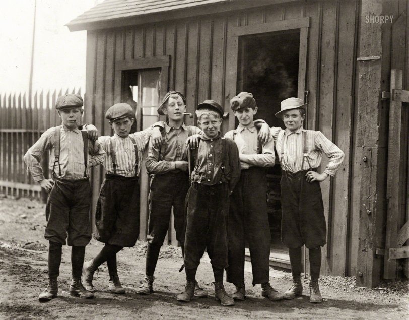 Wee Lads: 1910