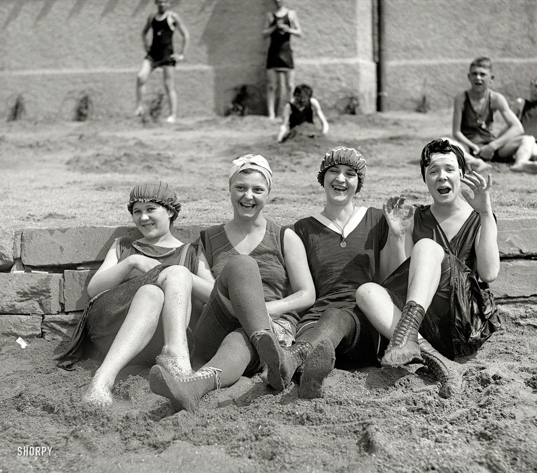 Washington, D.C., 1920. "Mary Claphet, Irene & Ella Sherer, Mary Facenire." Transcribed with a "[?]" after each somewhat illegible name. Yes, ladies, you are on the INTERNETS. National Photo Company glass negative. View full size.