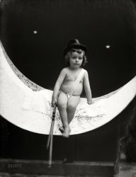 Washington, D.C., circa 1894-1901. "Dunn baby." Happy New Year from Shorpy! 5x7 inch glass negative from the C.M. Bell portrait studio. View full size.