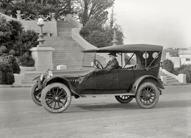 Somewhere in San Francisco circa 1920. "Oakland touring car." Latest entry in the Shorpy Baedeker of Barely Distinguishable Broughams. 5x7 glass negative by Christopher Helin. View full size.
