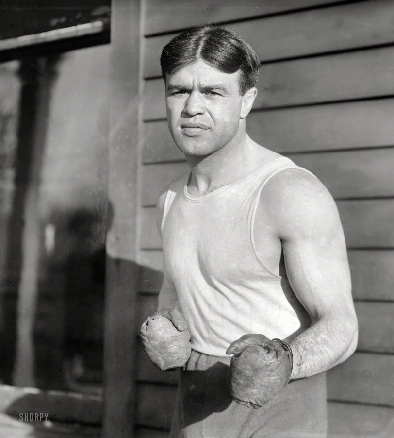 New York. February 21, 1912. "Matty Baldwin." The lightweight boxer from Boston, a.k.a. the Bunker Hill Bearcat, died at the age of 33 in 1918, a victim of the  Spanish flu epidemic. 5x7 glass negative, Bain News Service. View full size.
