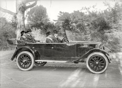 Sunday Drive: 1920