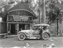 The Pacific Northwest circa 1918. "Kissel Military Highway Scout Kar, America's first camouflaged automobile," seen earlier here, here and here. 5x7 glass negative by Christopher Helin. View full size.