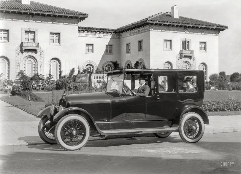 San Francisco circa 1920. "Marmon 34 Limousine." A notation on the negative sleeve identifies this stately structure, seen previously here and here, first as a hospital (struck through) and then as "apartments." Who can help us fill in the blanks? 5x7 inch glass negative by Christopher Helin. View full size.
