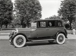 Stopping in Style: 1925