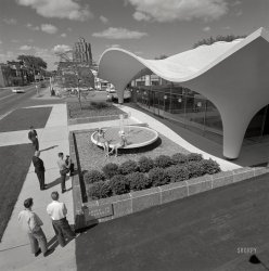 1961. Mount Clemens, Michigan. "Mount Clemens Savings and Loan. Meathe, Kessler & Associates, architects." Medium format negative by Balthazar Korab. View full size.