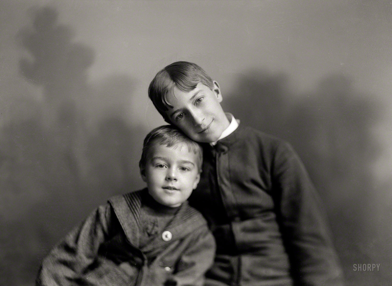 "Kelly, J.T. (children). Between February 1894 and February 1901." 5x7 glass negative from the C.M. Bell portrait studio in Washington, D.C. View full size.