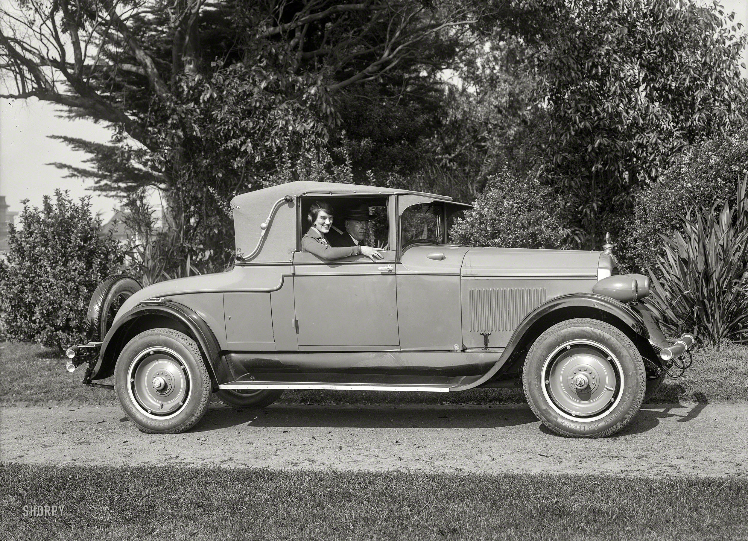 San Francisco circa 1927. "Paige Cabriolet Roadster." Today's entry on the Shorpy Roster of Rusty Relics. 5x7 glass negative by Christopher Helin. View full size.