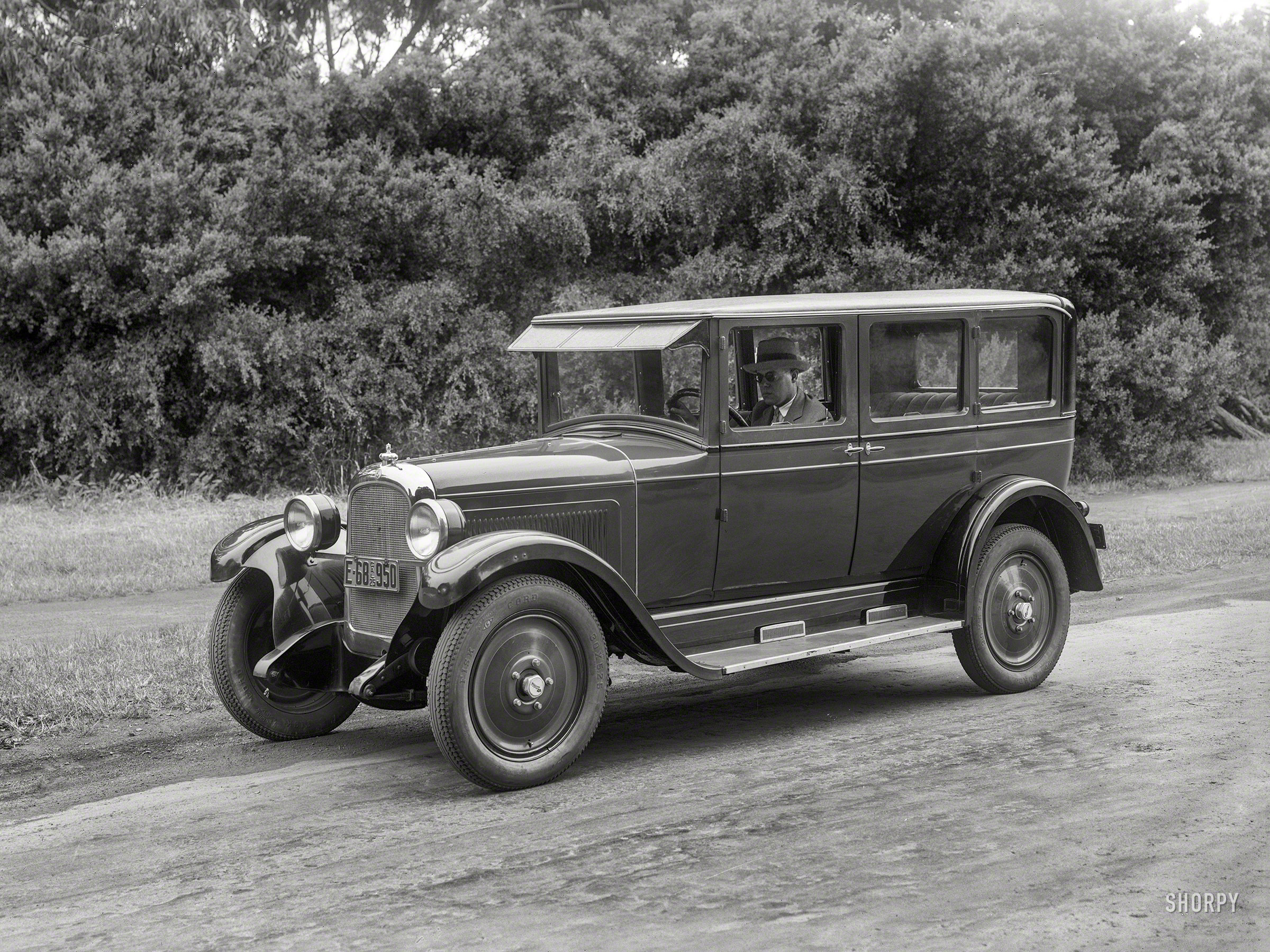 San Francisco, 1925. "Overland Six sedan." Latest entry on the Shorpy Shortlist of Incognito Conveyances. 5x7 glass negative by Christopher Helin. View full size.