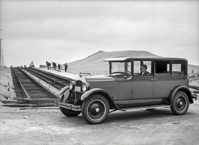 San Francisco, 1926. "Paige sedan -- Great Highway." The perambulating Paige last spied here. 5x7 glass negative by Christopher Helin. View full size.
