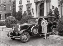 San Francisco circa 1931. "Hudson 8 Club Sedan." Or, as branded by its maker, the "Greater Hudson 8" -- a step up from the previous year's merely Great Eight. 5x7 inch dry plate glass negative by Christopher Helin. View full size.