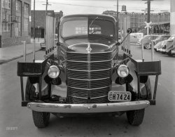 Stakes and a Grille: 1940