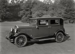 San Francisco circa 1931. "Essex Super Six sedan at Golden Gate Park." You need a ride, Mister? 5x7 glass negative by Christopher Helin. View full size.
