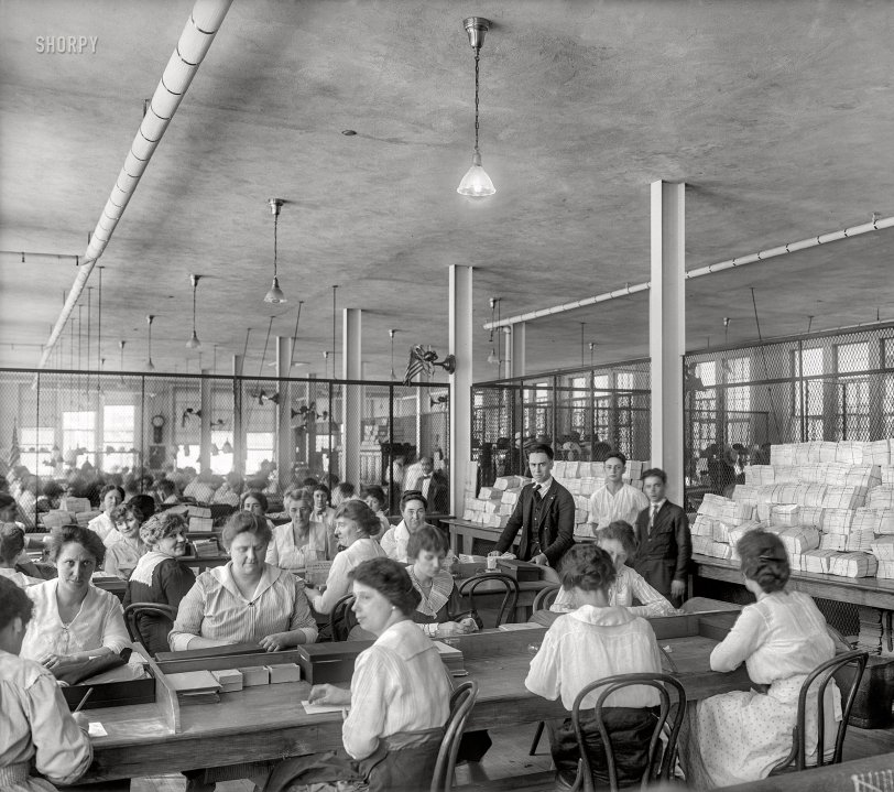 Washington, D.C., 1918. "Liberty Loan bonds -- Bureau of Engraving and Printing." Financing the war effort. 8x10 inch glass negative, Harris &amp; Ewing Collection. View full size.
