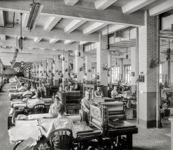 Washington, D.C., circa 1918. "Liberty Loan bonds -- Bureau of Engraving and Printing." Financing the war effort. 8x10 inch glass negative, Harris & Ewing Collection. View full size.