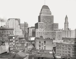 1931. "Boston skyline view -- United Shoe Machinery Corp. Bldg., Custom House Tower, etc." Yes, there really is an enormous Art Deco skyscraper called the United Shoe Machinery building, and it still stands. 4x5 glass negative. View full size.