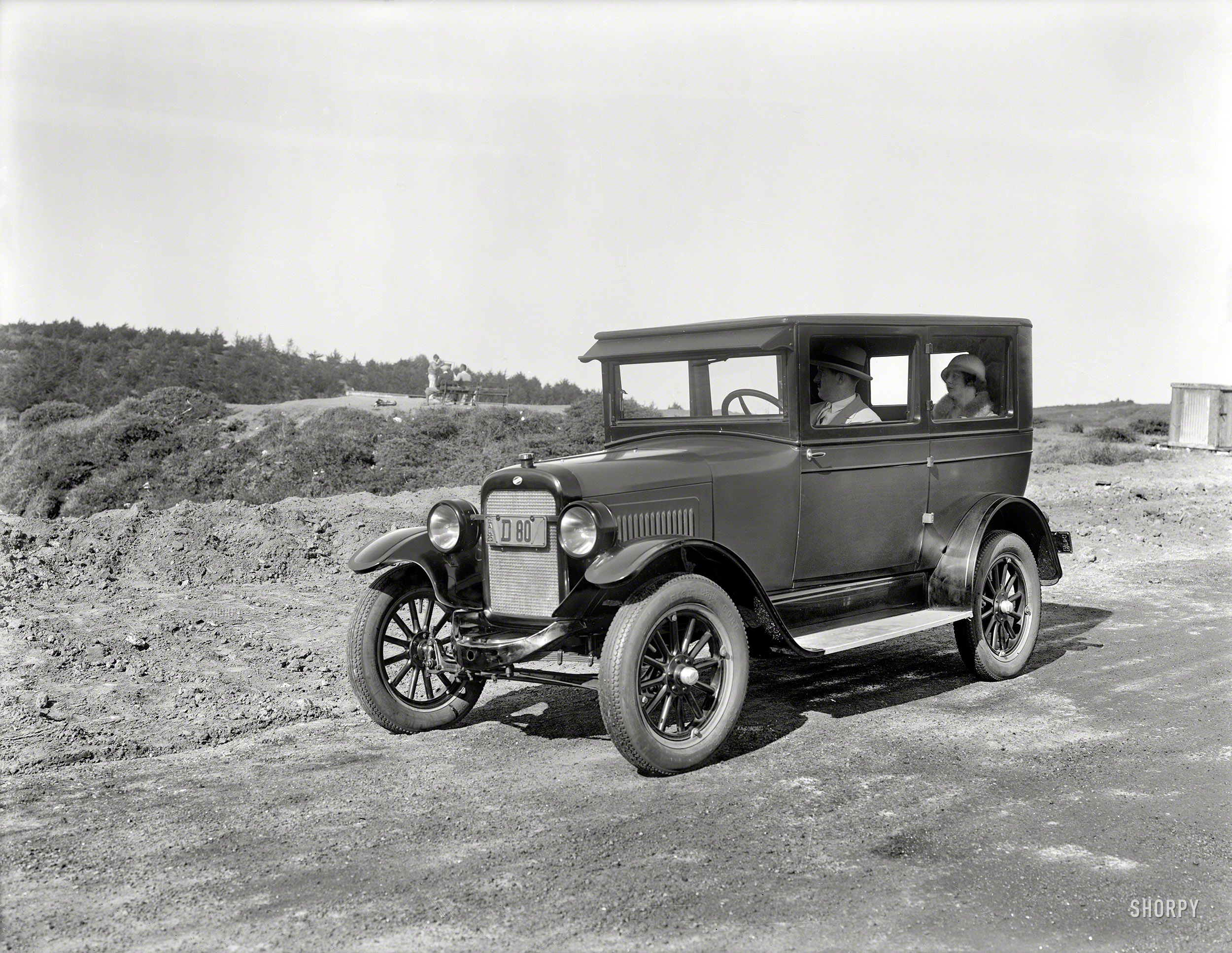 1925. "Overland at Lands End and Lincoln Park golf course." Latest entry in the Shorpy Showcase of Extinct Automobiles. 6½x8½ glass negative from the Wyland Stanley collection of San Francisciana, scanned by Shorpy. View full size.