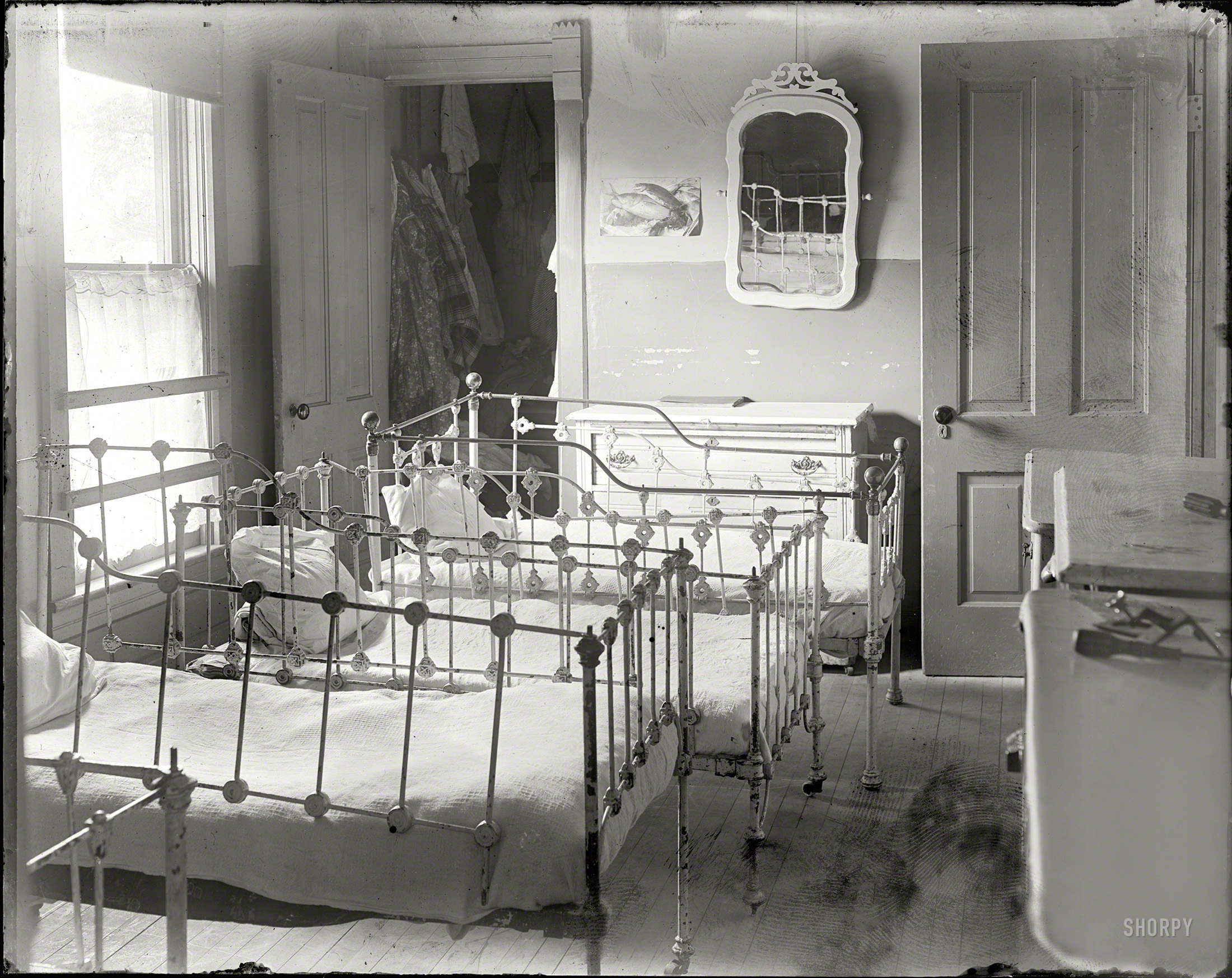 "Nursery" is all it says on this 4x5 inch glass negative, which comes to us from a seller in Minnesota. Maybe someone with the right connections could run a check on these fingerprints. Probably from around 1910-1920. View full size.
