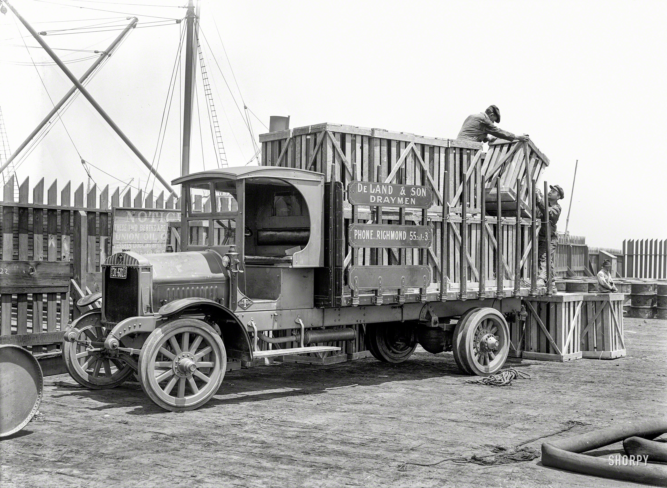 San Francisco, 1920. "Diamond T truck -- DeLand & Son Draymen." Draymen and drayage being haulage-related terms that eventually became as extinct as the Diamond T. 5x7 glass negative by Christopher Helin. View full size.