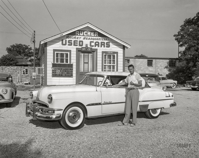 Pontiac Eight: 1954