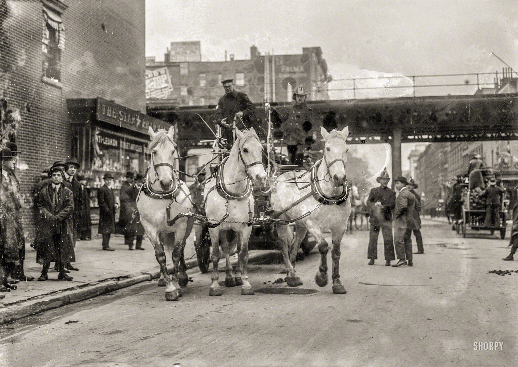 New York, December 1913. "Hook & Ladder Company No. 7, Third Avenue and 15th Street." 5x7 inch glass negative, Bain News Service. View full size.
