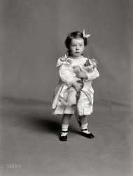 "Hume, C. -- between December 1903 and March 1905." 5x7 glass negative from the C.M. Bell portrait studio in Washington, D.C. View full size.