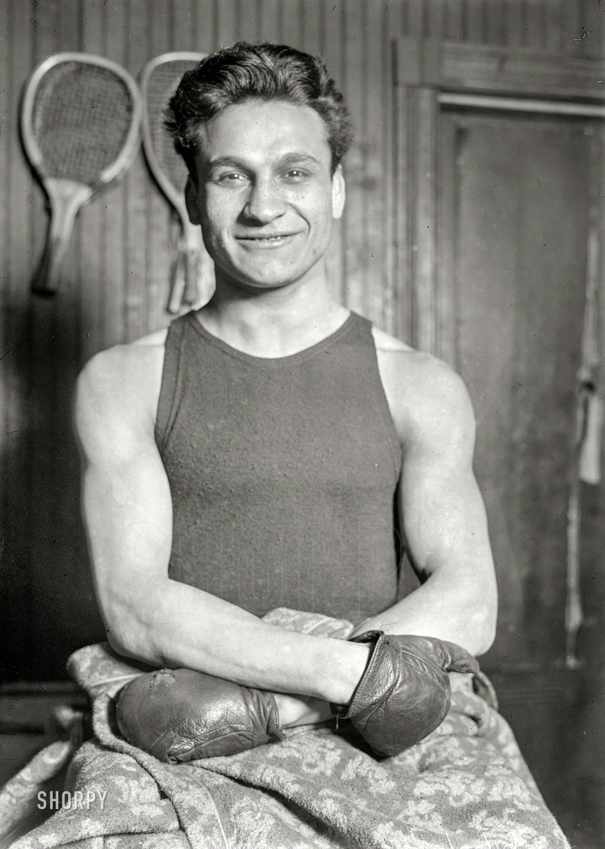 New York, 1914. "Charlie White." Chicago lightweight born 1892 in Liverpool; retired from the ring in 1925. 5x7 inch glass negative. View full size.
