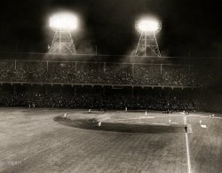 New York circa 1940s. "Night baseball at Ebbets Field -- Cincinnati Reds vs. Brooklyn Dodgers." International News photo. View full size.