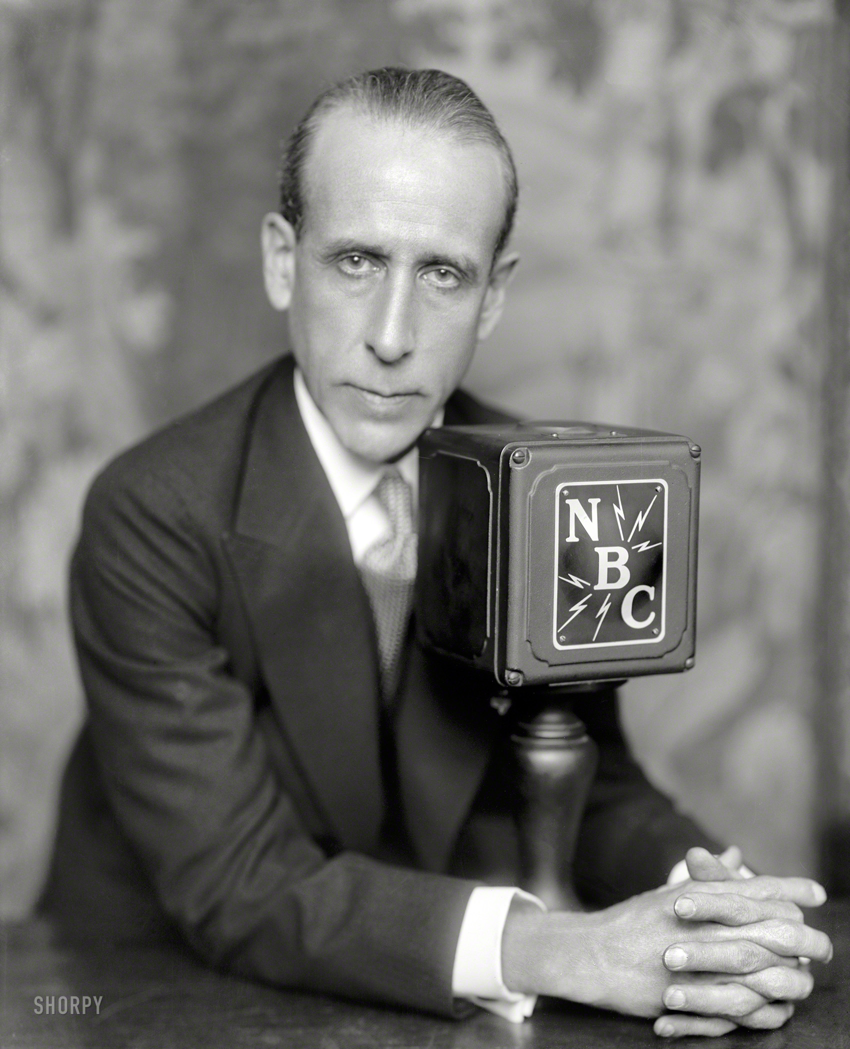 Washington, D.C., circa 1936. "Hard, William." Newsman, radio commentator and, later, Reader's Digest editor. Harris & Ewing glass negative. View full size.