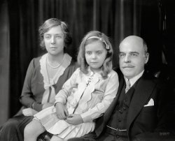 Washington, D.C., circa 1931. "Longworth, Paulina, with parents." Paulina (1925-1957), last seen here with her mother Alice Roosevelt Longworth, oldest daughter of Teddy, is now joined by her legal father, House Speaker Nicholas Longworth. Harris & Ewing Collection glass negative. View full size.