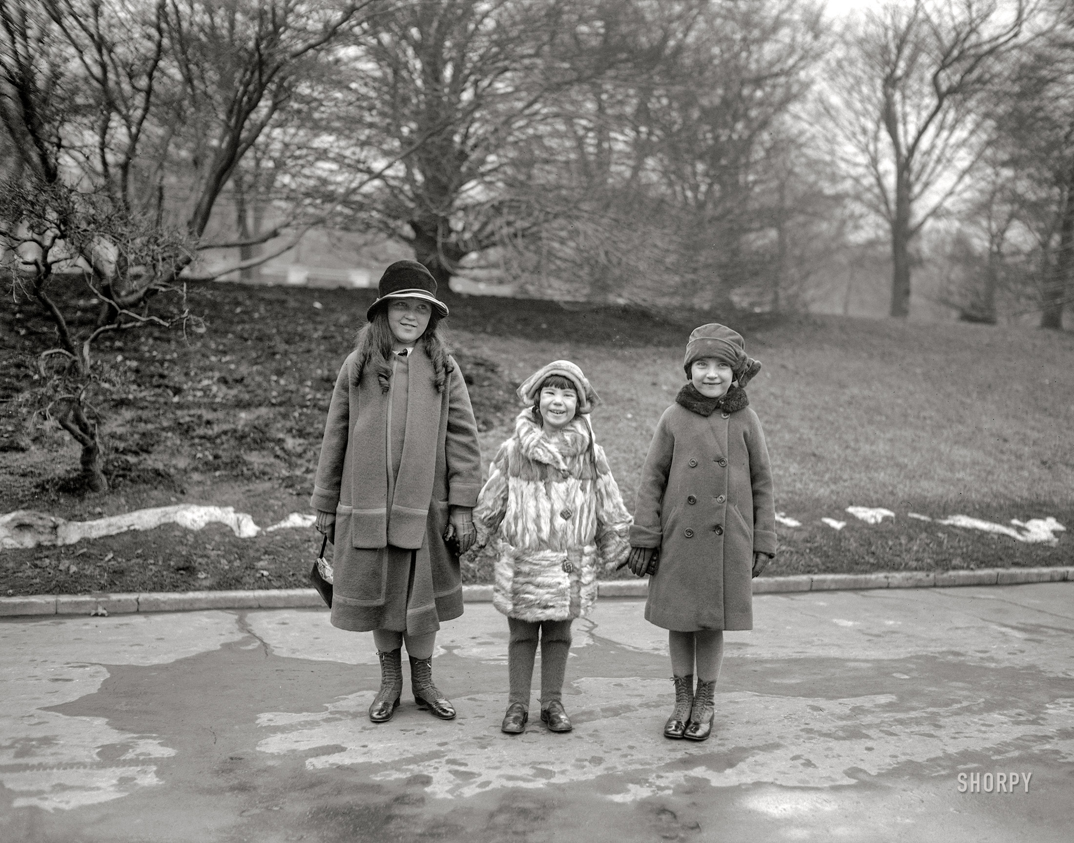 Feb. 2, 1925. "FILM STAR VISITS THE PRESIDENT. Baby Peggy, one of the youngest movie stars, at the White House today with Frances and Gene Quirk of New York, saw the sights of Washington and made an informal call upon President Coolidge." View full size.
Diana Cary, Child Star ‘Baby Peggy’
of Silent Films, Dies at 101
&nbsp; &nbsp; &nbsp; &nbsp; Diana Serra Cary, probably the last surviving child superstar of the silent film era nearly a century ago, who spent decades coming to terms with a bizarre childhood of triumphs, heartbreaks and parents who squandered her fortune, died on Monday in Gustine, Calif. She was 101.
— New York Times