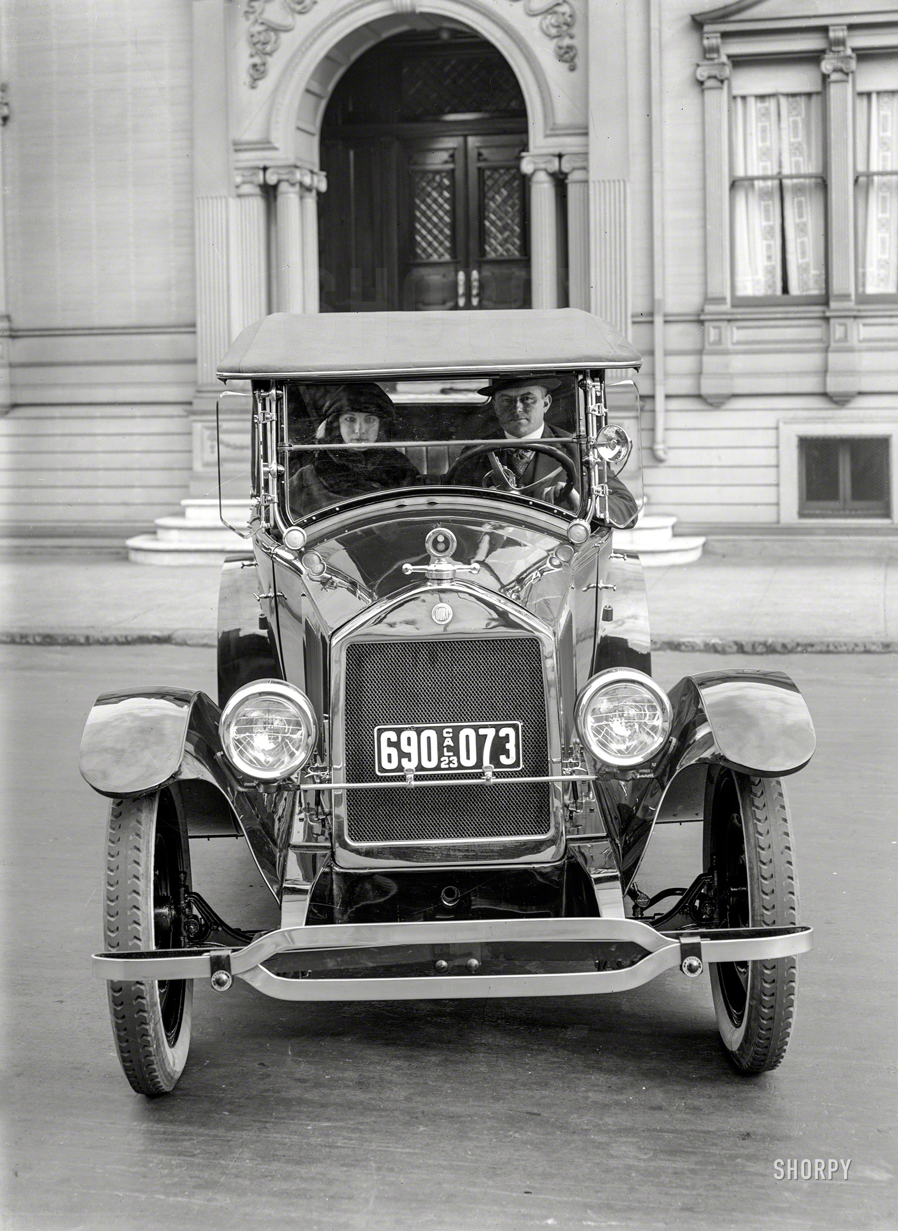 "Dort car in San Francisco." An automotive brand that was not long for this world in 1923. 5x7 inch glass negative by Christopher Helin. View full size.