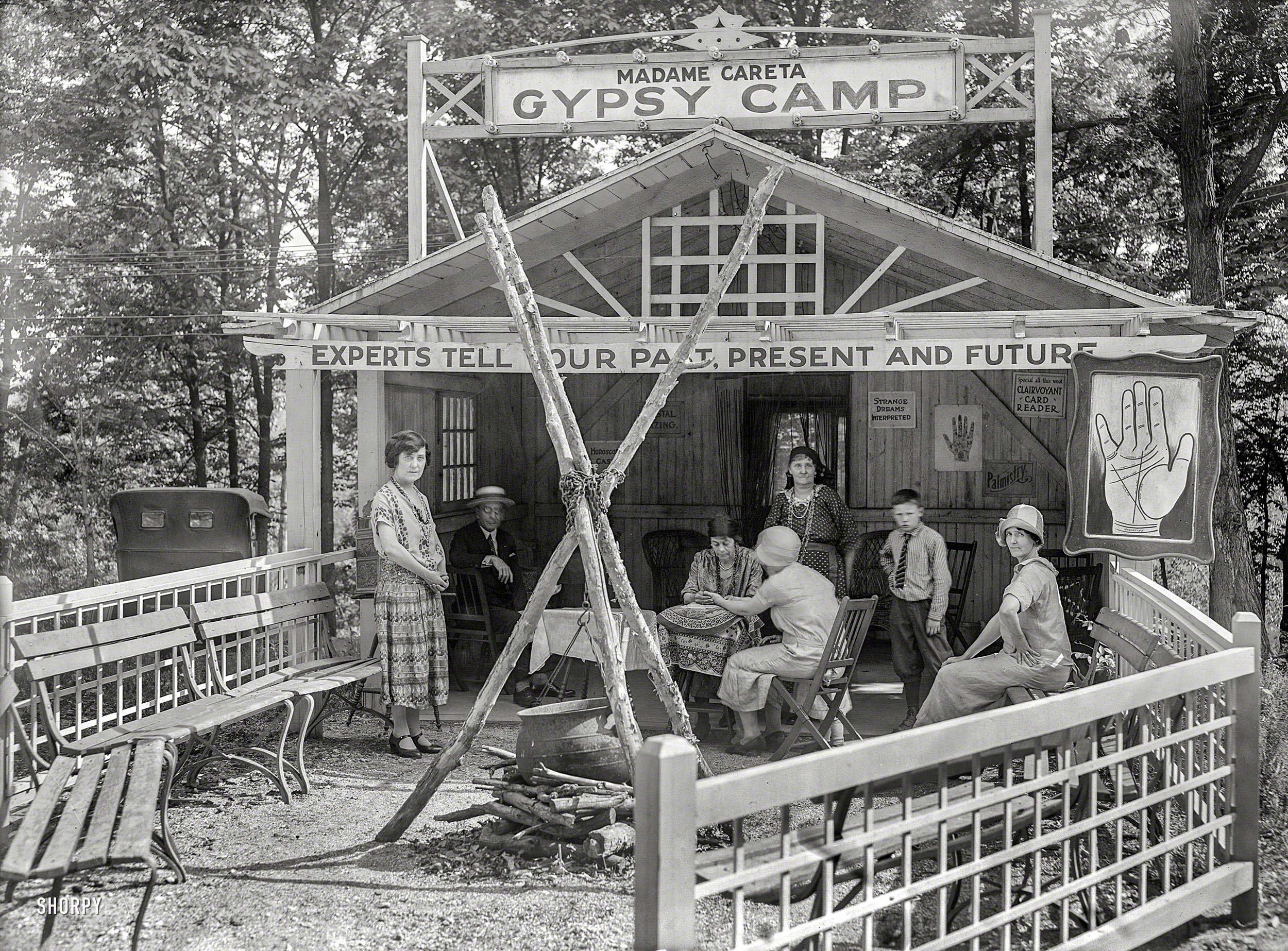 Montgomery County, Maryland, 1925. "Fortune teller -- Glen Echo Park Co." National Photo Company Collection glass negative. View full size.