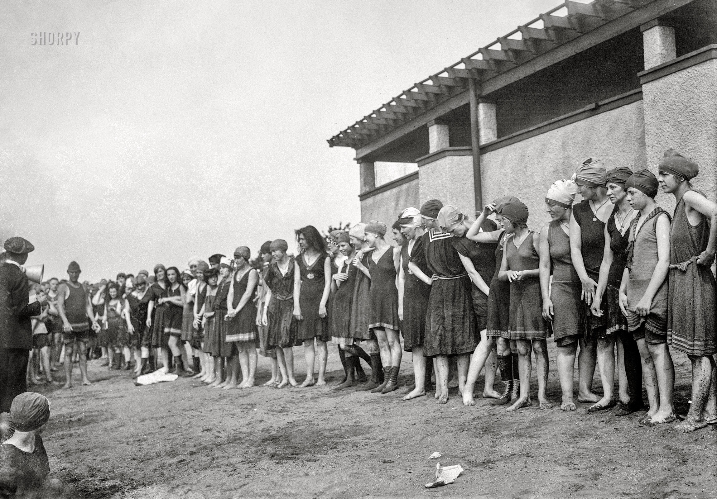 July 13, 1919. Washington, D.C. "Bathing Beauties -- ladies' swimming meet at Tidal Basin bathing beach." 4x6 inch glass negative, National Photo Company Collection. View full size.