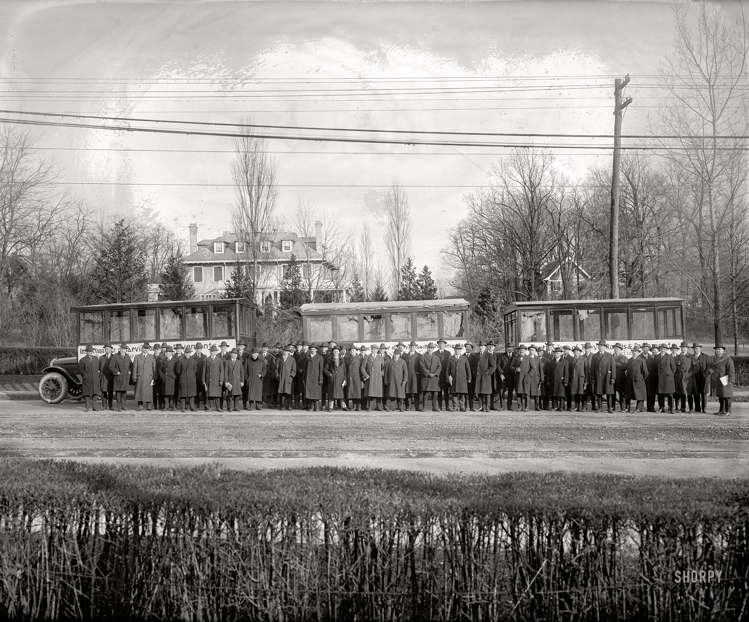 Washington, D.C., circa 1921. "Barrett Co. group -- Inspection tour of Tarvia roads & pavements." National Photo Company Collection glass negative. View full size.