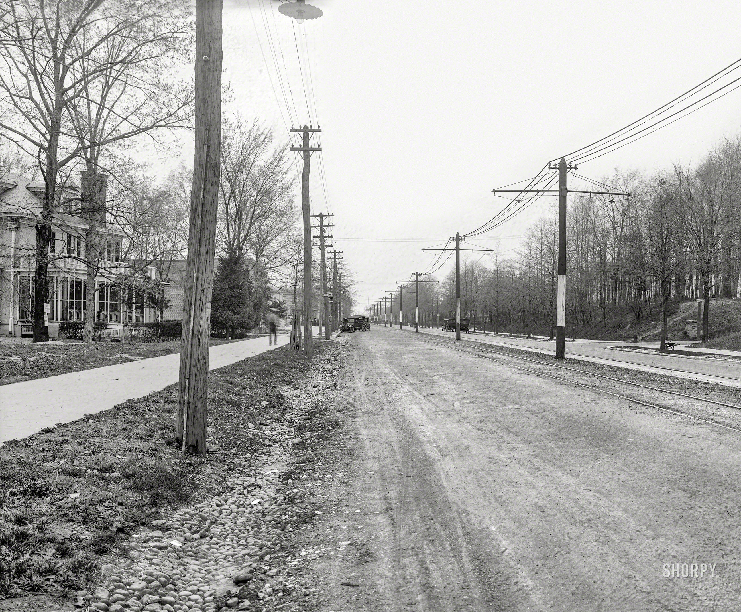 Washington, D.C., 1922. "Connecticut Avenue, north from Ingomar Street." 8x10 inch glass negative, National Photo Company Collection. View full size.