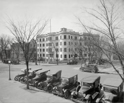 Washington, D.C., circa 1925. "George Washington Inn, C Street S.E." Last glimpsed here and here. National Photo glass negative. View full size.