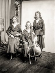 Dec. 27, 1920. New York. "The Hilger Sisters -- Mary (Maria), Elsa, Margaret (Greta)." 5x7 glass negative, George Grantham Bain Collection. View full size.