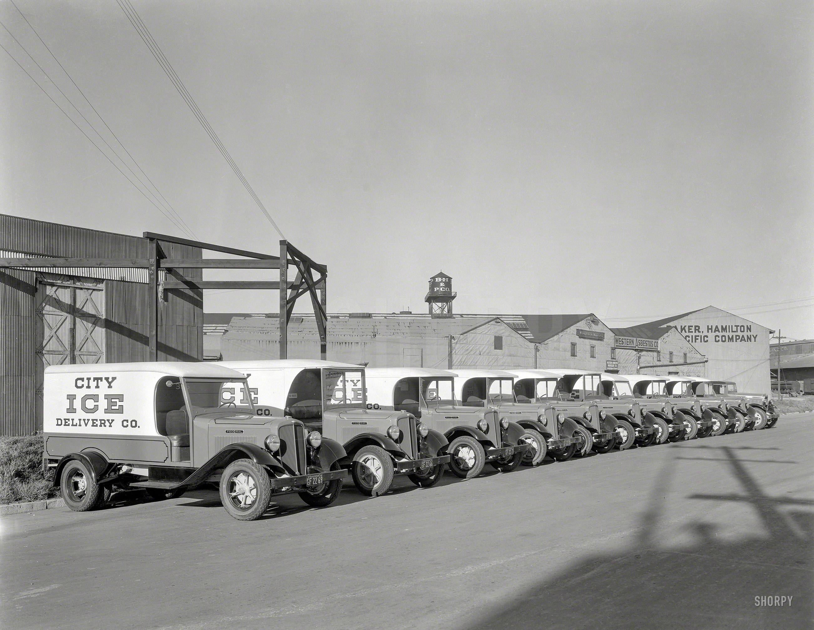 October 17, 1935. San Francisco. "Federal trucks -- City Ice Delivery Co." Neighbors of the "Western Asbestos Magnesia Co." 8x10 Eastman Kodak nitrate negative, originally from the Wyland Stanley collection. View full size.