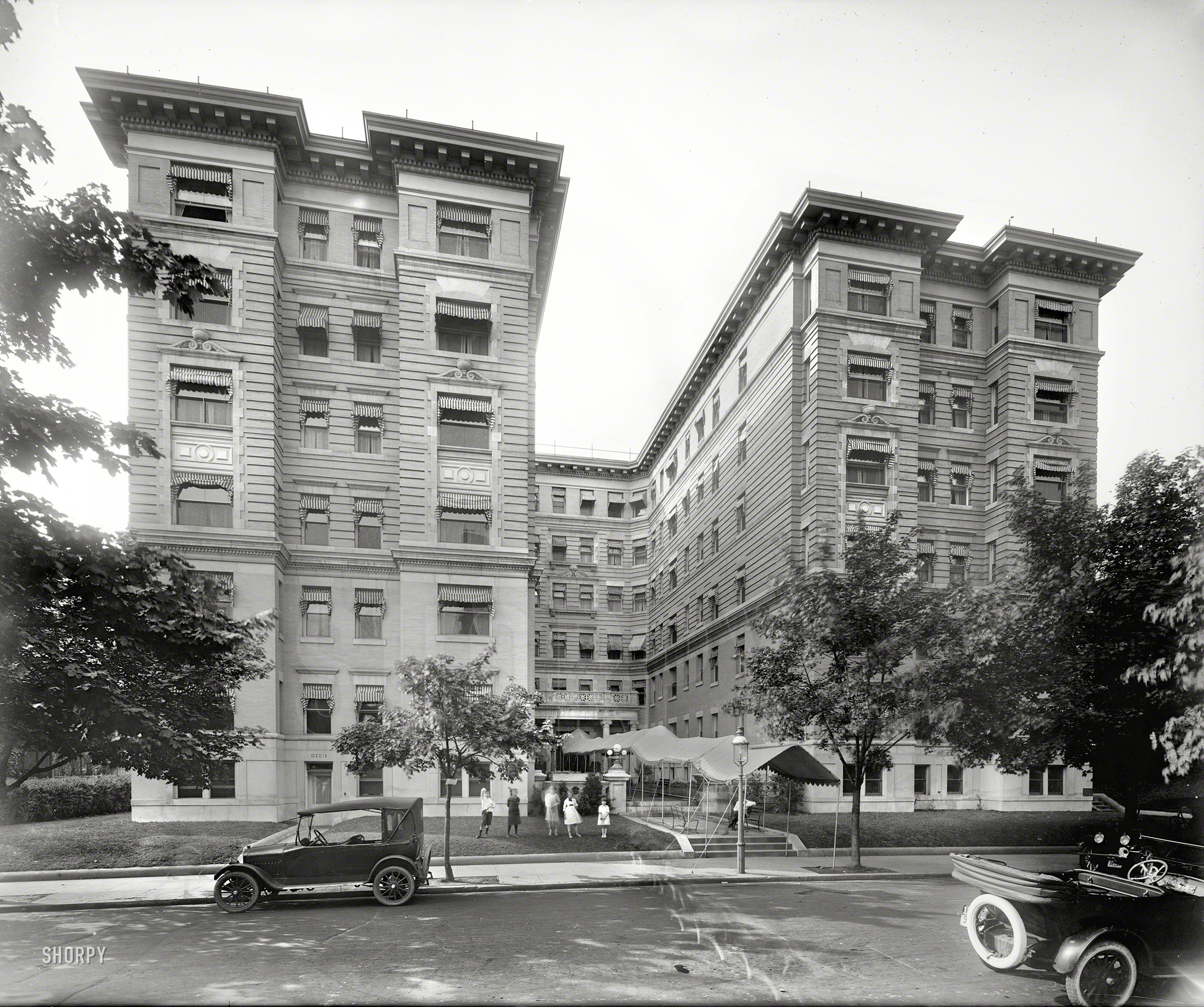 Washington, D.C., 1919. "The Brighton, 2123 California Street." Come play with us! 8x10 inch glass negative, National Photo Company. View full size.