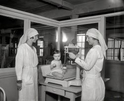 March 1930. Washington, D.C. "Junior League members at Children's Hospital." Baby's first word: Meh. Harris & Ewing Collection glass negative. View full size.