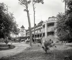 Ormond Beach, Florida, 1894. "The Ormond." At its peak, Henry Flagler's Hotel Ormond was reputed to be the largest wooden structure in the United States, with 400 rooms connected by 11 miles of corridors and breezeways. 8x10 inch dry plate glass negative by William Henry Jackson. View full size.