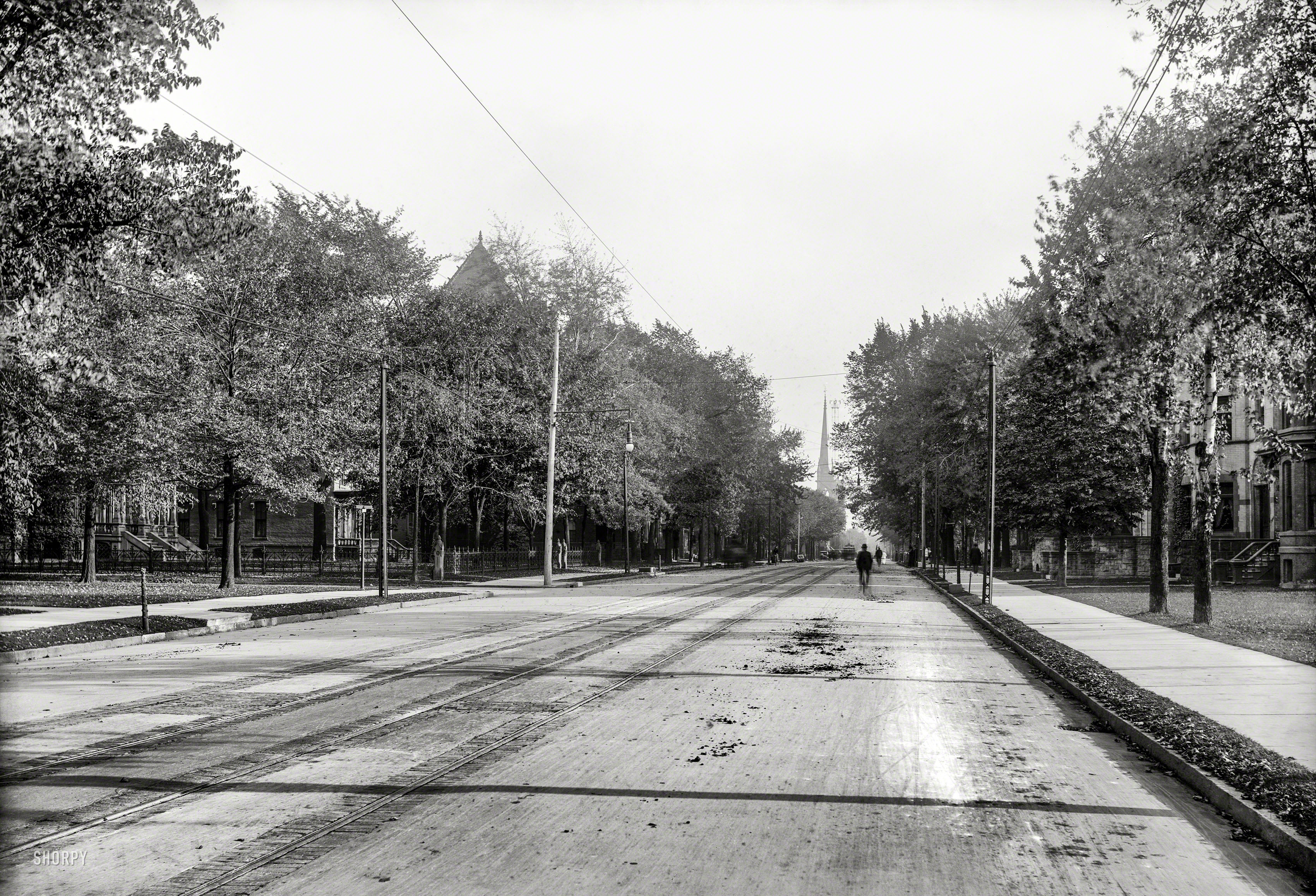 Detroit circa 1900. "Down Woodward Avenue from Peterboro Street." 8x10 inch dry plate glass negative, Detroit Publishing Company. View full size.