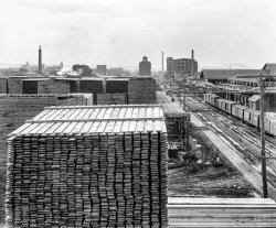 Minnesota circa 1899. "Winona, a sawmill plant." 8x10 inch dry plate glass negative, Detroit Publishing Company. View full size.