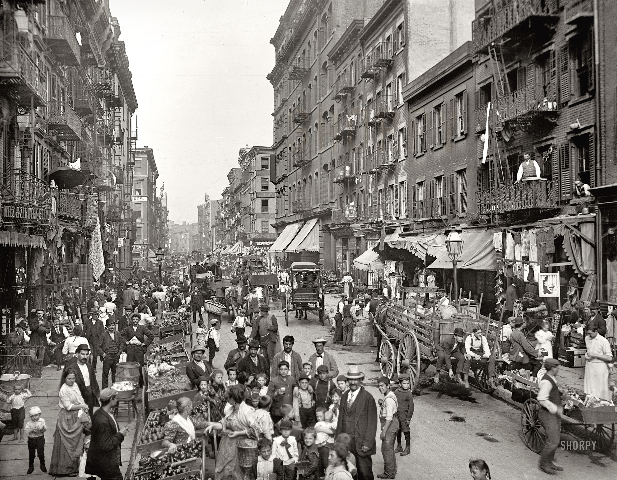 Little Italy circa 1900. "Mulberry Street, New York." 8x10 inch dry plate glass negative, Detroit Publishing Company. View full size.