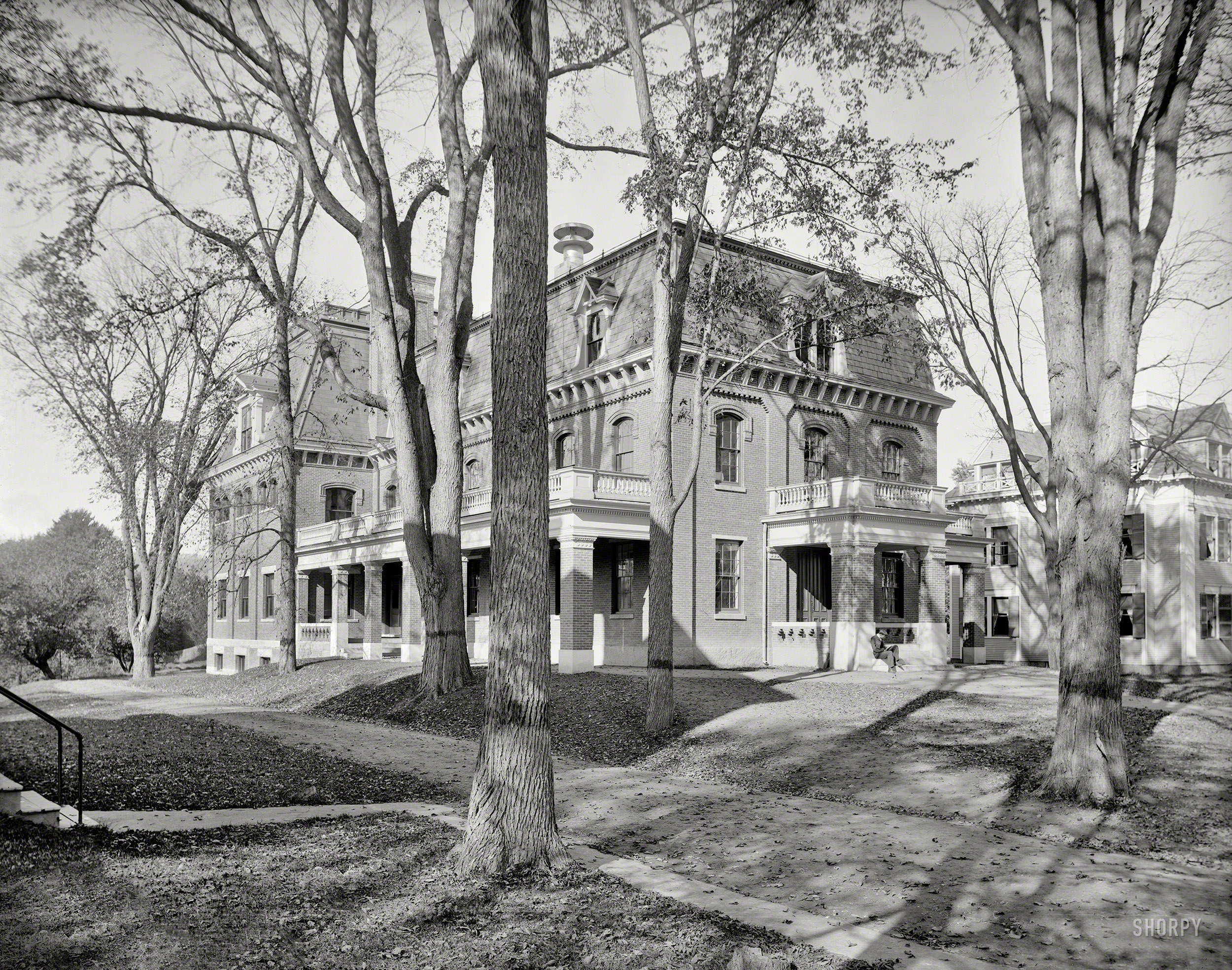 Hanover, New Hampshire, circa 1901. "Chandler Hall, Dartmouth College." 8x10 inch dry plate glass negative, Detroit Publishing Company. View full size.