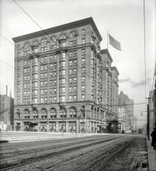 St. Louis circa 1901. "Planters Hotel, Fourth and Chestnut." Completed 1893; demolished 1976. 8x10 inch dry plate glass negative. View full size.
