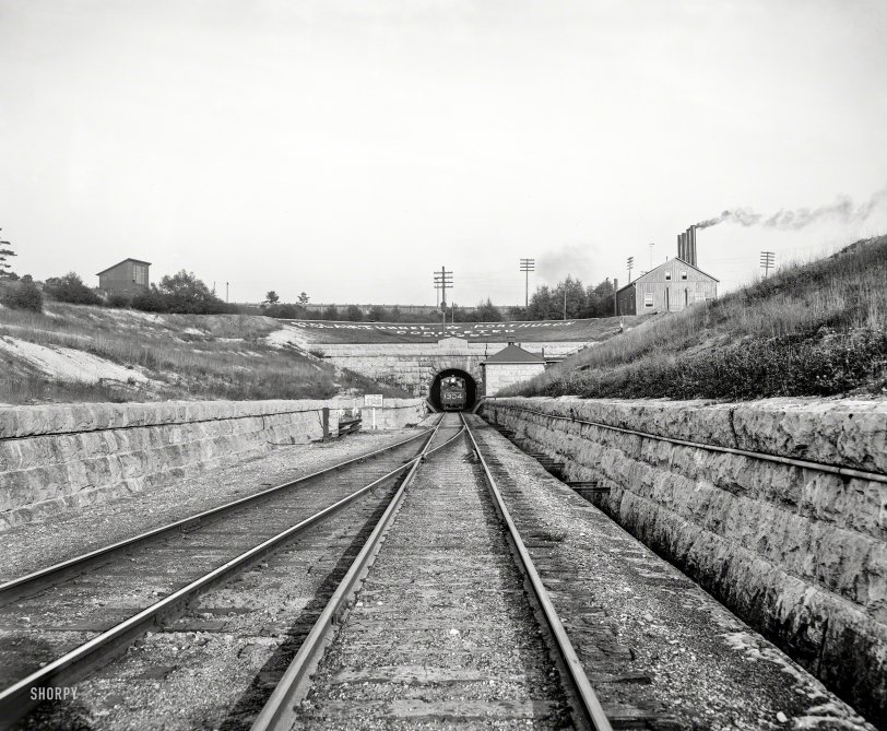 Circa 1900. "St. Clair River tunnel. Port Huron, Michigan." Time to move the camera! 8x10 inch glass negative, Detroit Publishing Co. View full size.